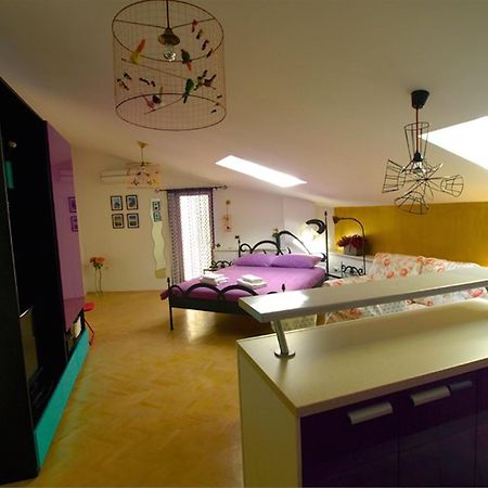 Apartments Mandarina Mali Lošinj Habitación foto