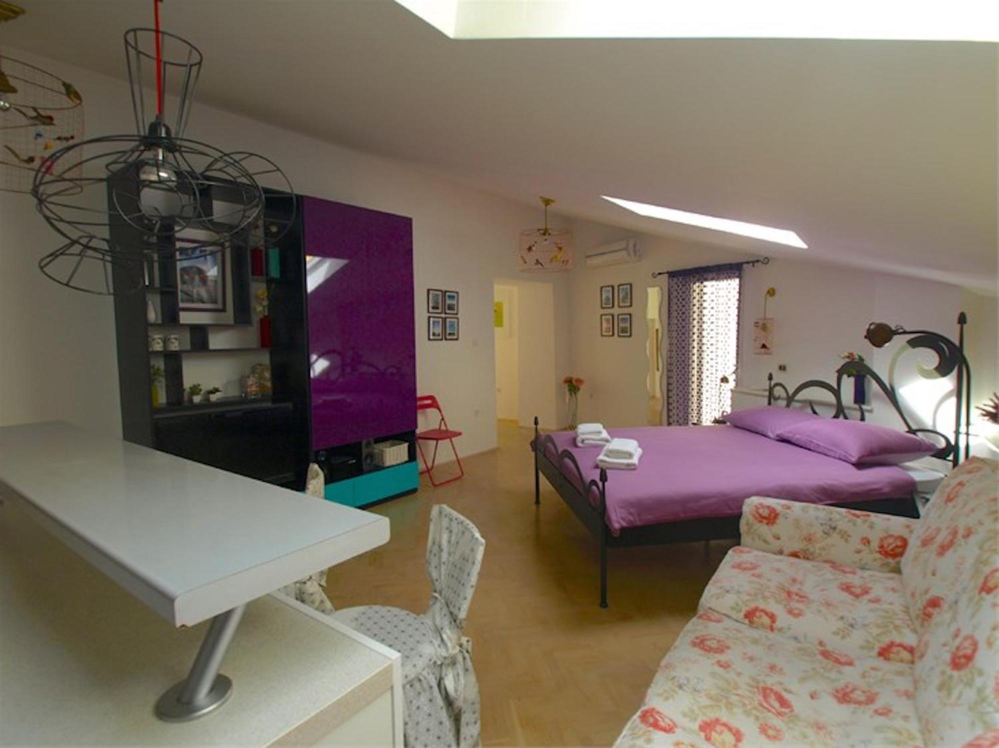 Apartments Mandarina Mali Lošinj Habitación foto