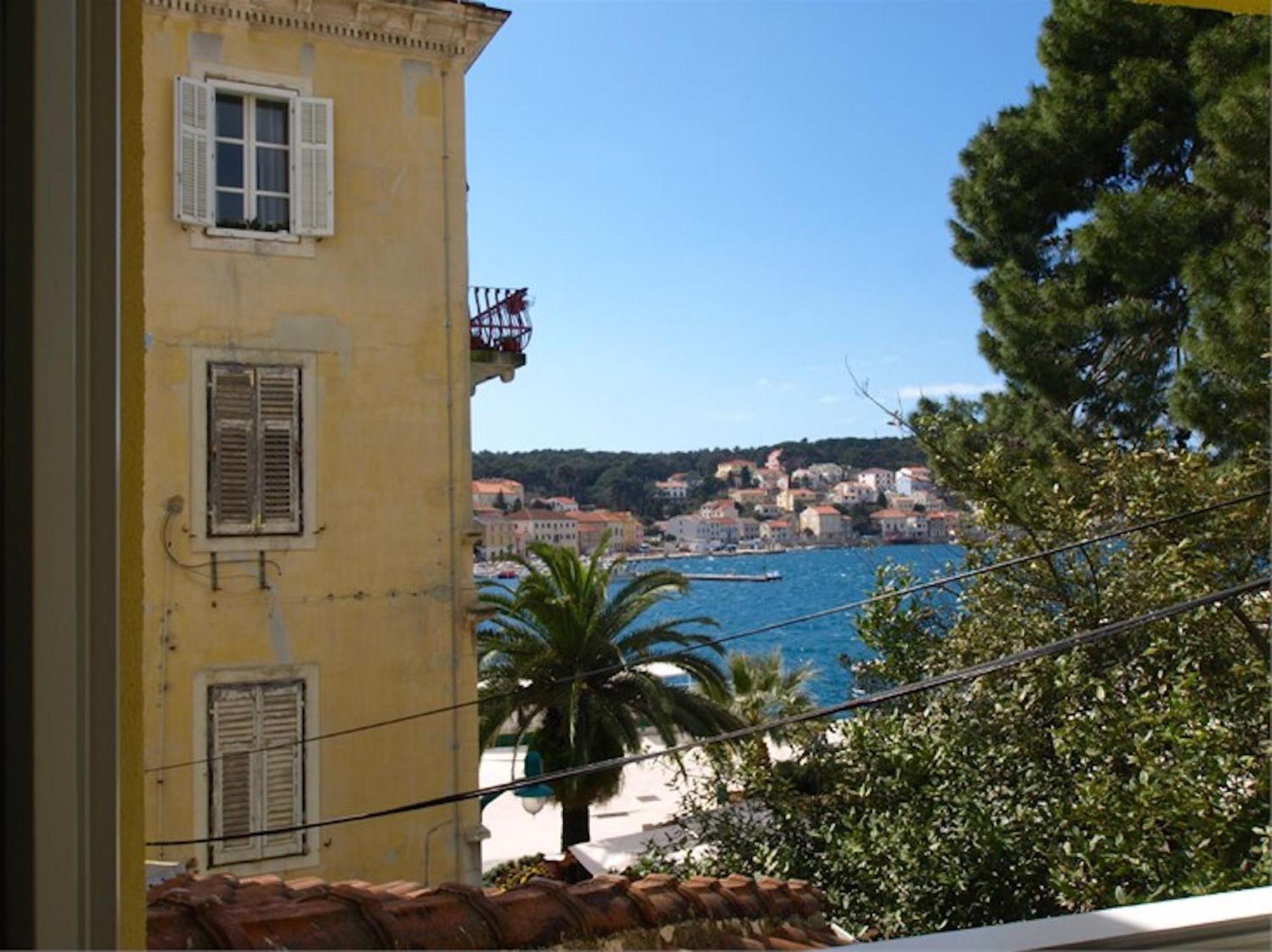 Apartments Mandarina Mali Lošinj Habitación foto